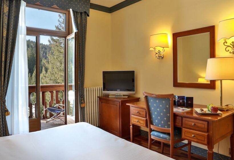 Superior Room, Golf  Campiglio