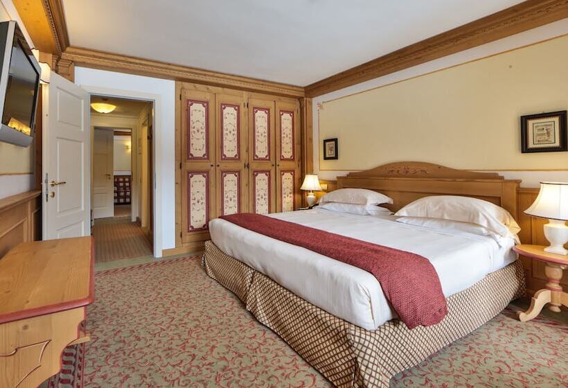 سوییت جونیور, Th Madonna Di Campiglio | Golf