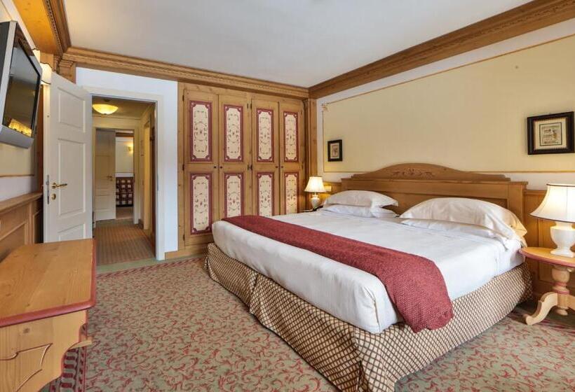 اتاق اجرایی سه نفره, Th Madonna Di Campiglio | Golf