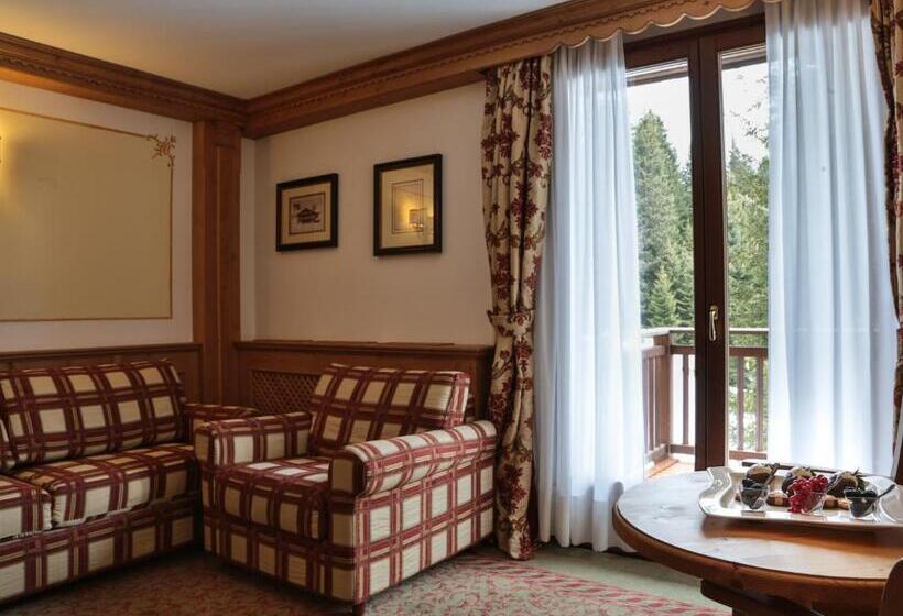 سوییت جونیور, Th Madonna Di Campiglio | Golf