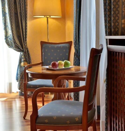 اتاق لوکس, Th Madonna Di Campiglio | Golf