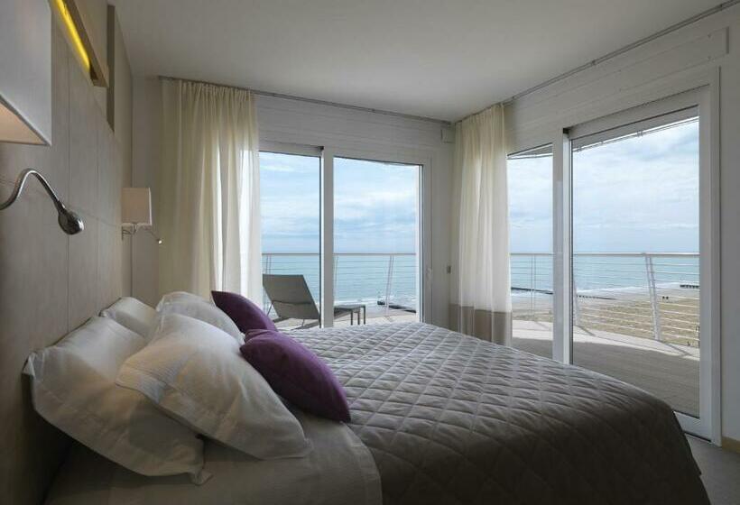 Premium Room Sea View, Le Soleil