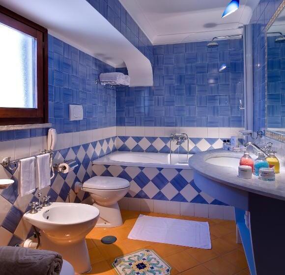 اتاق استاندارد با چشم‌انداز دریا, Mare Blu Terme