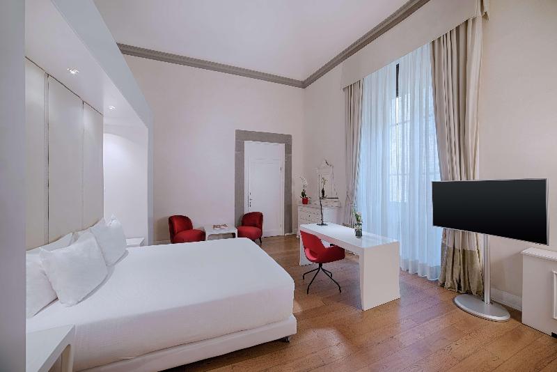 سوییت جونیور, NH Collection Firenze Porta Rossa