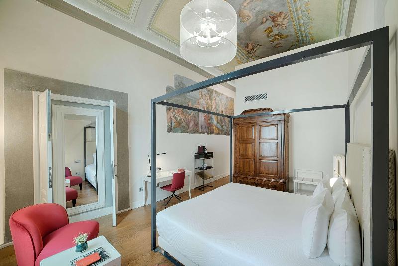 سوییت جونیور, NH Collection Firenze Porta Rossa