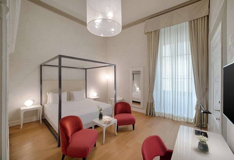 اتاق خانوادگی تودرتو, NH Collection Firenze Porta Rossa