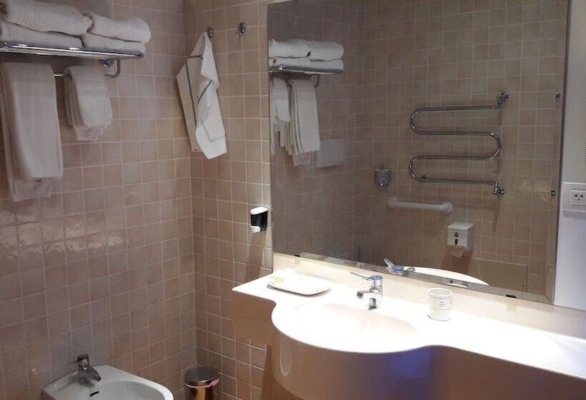 اتاق استاندارد سه نفره, Park Hotel San Michele