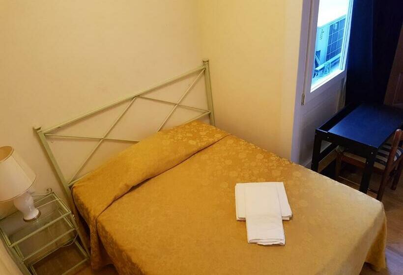 Standard Single Room, Por Santa Maria Apartment