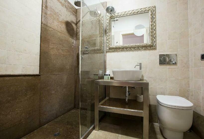 اتاق استاندارد, Relais Hotel Centrale Dimora Storica
