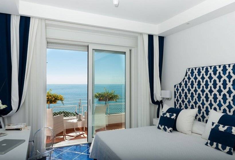 Deluxe Triple Room Sea View, Panorama