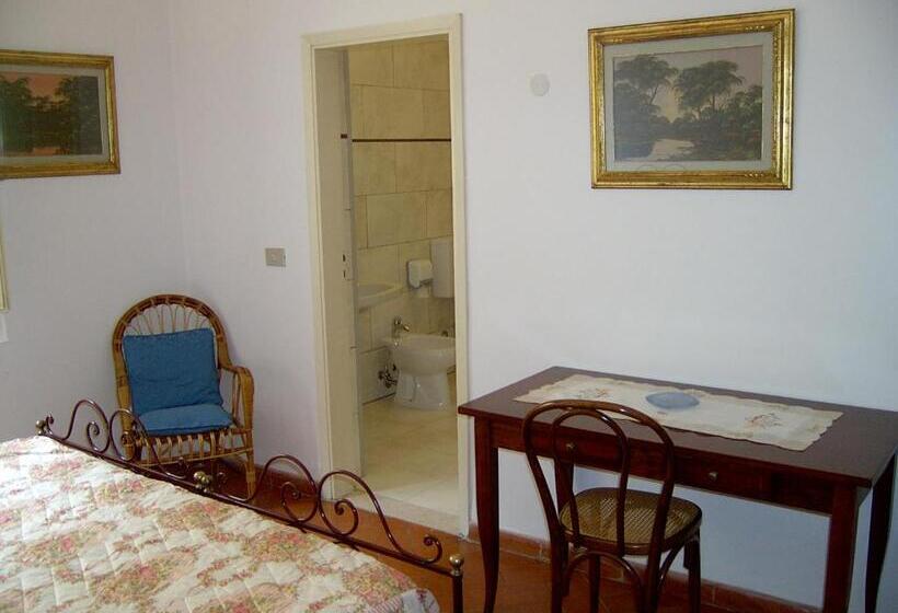 اتاق استاندارد, Ristorante Residence Casprini Da Omero