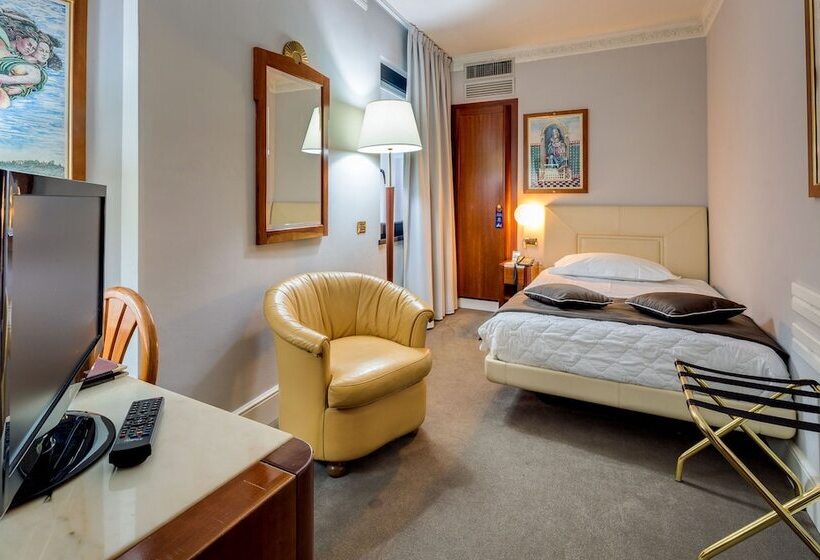 Classic Single Room, Roma