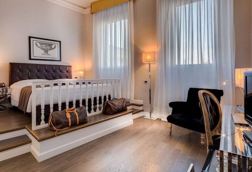 Chambre Classique, Roma