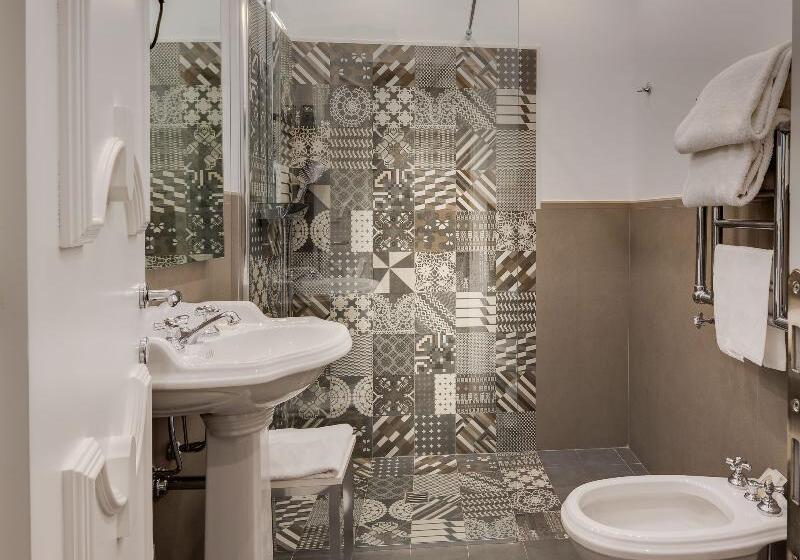 اتاق کلاسیک, Roma
