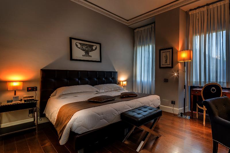 اتاق کلاسیک, Roma