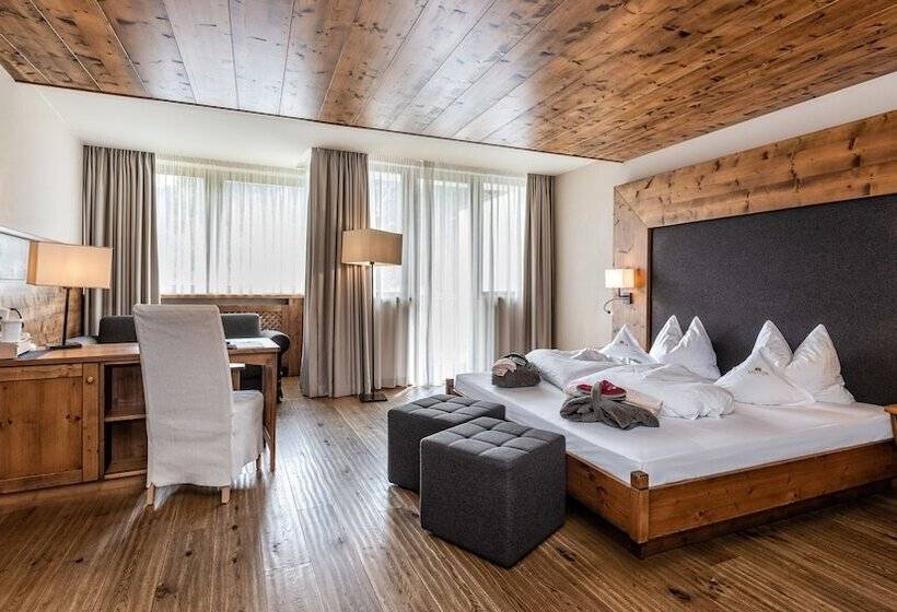 اتاق لوکس, Romantik Hotel Santer