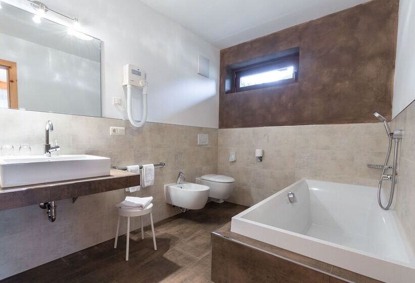 سوییت, Romantik Hotel Santer