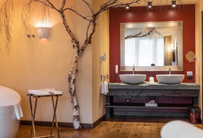 سوییت لوکس, Romantik Hotel Santer
