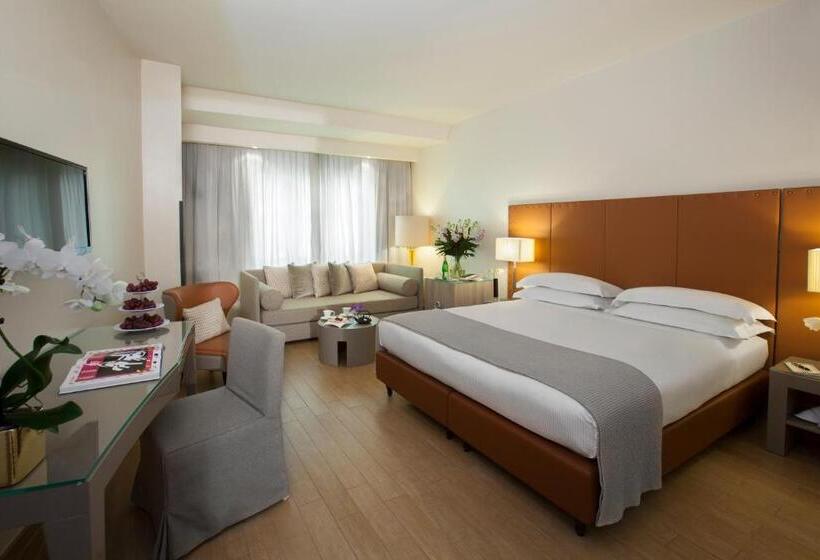 اتاق استاندارد سه نفره, Starhotels Michelangelo Florence