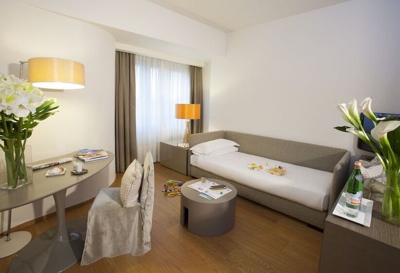 اتاق استاندارد سه نفره, Starhotels Michelangelo Florence