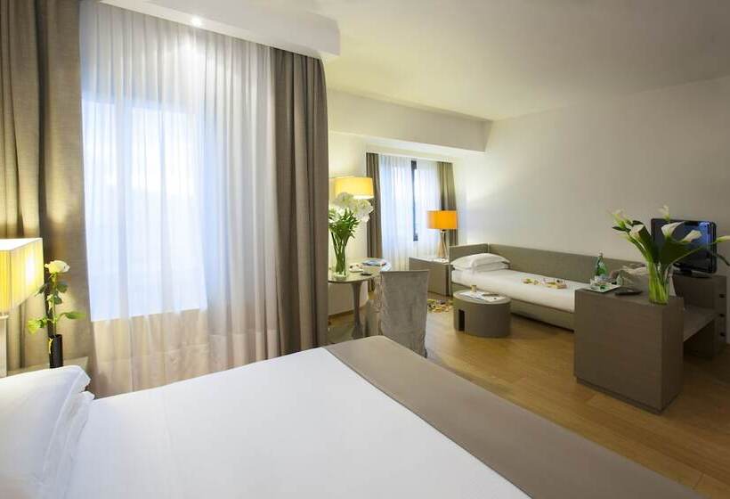 اتاق استاندارد سه نفره, Starhotels Michelangelo Florence