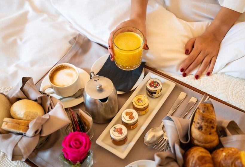 اتاق سوپریور, Starhotels Michelangelo Florence
