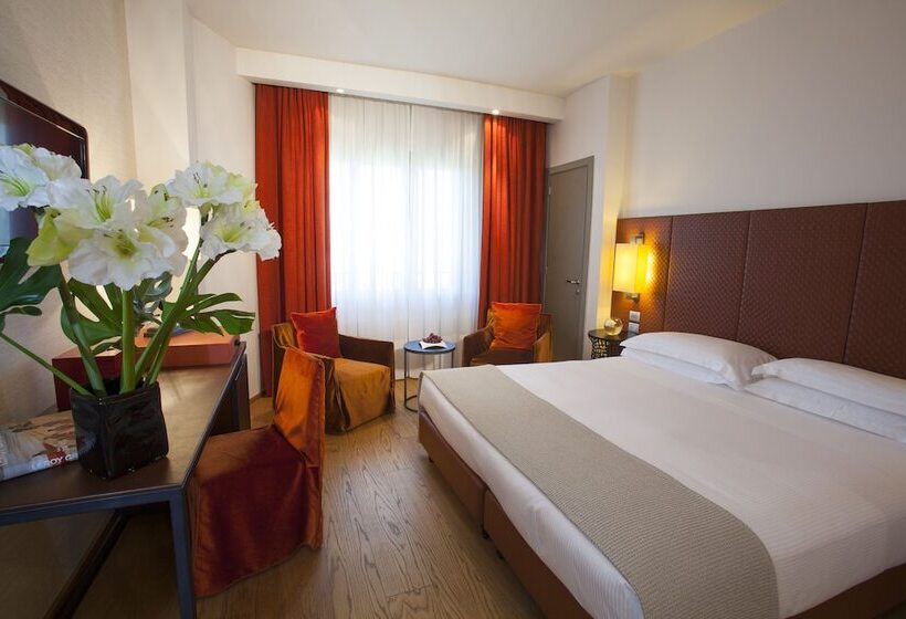 اتاق لوکس, Starhotels Michelangelo Florence