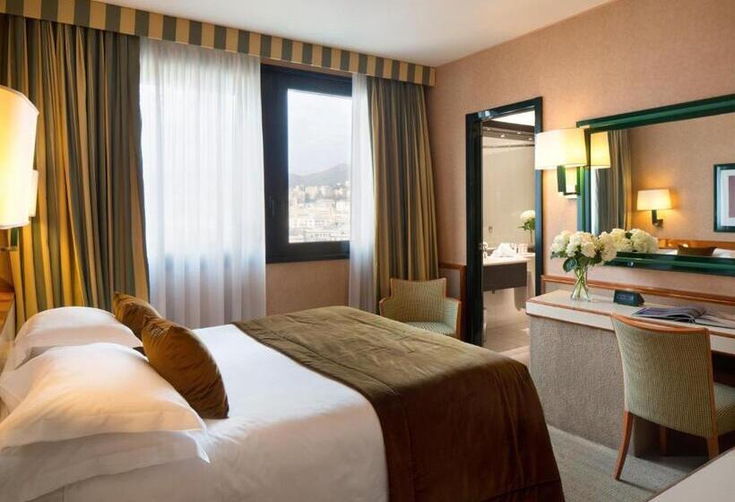 اتاق استاندارد سه نفره, Starhotels President