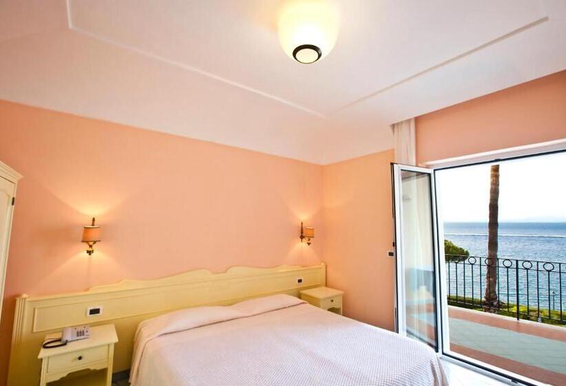 Standard Room Sea View with Balcony, Terme Alexander