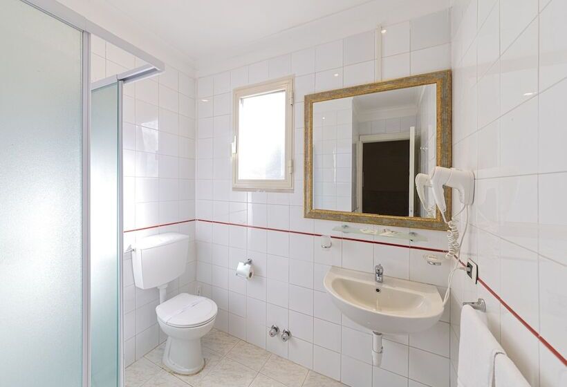 Habitació Estàndard, Terme Principe
