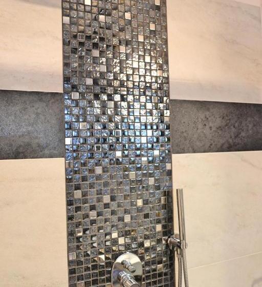 اتاق استاندارد سه نفره, Tiffany