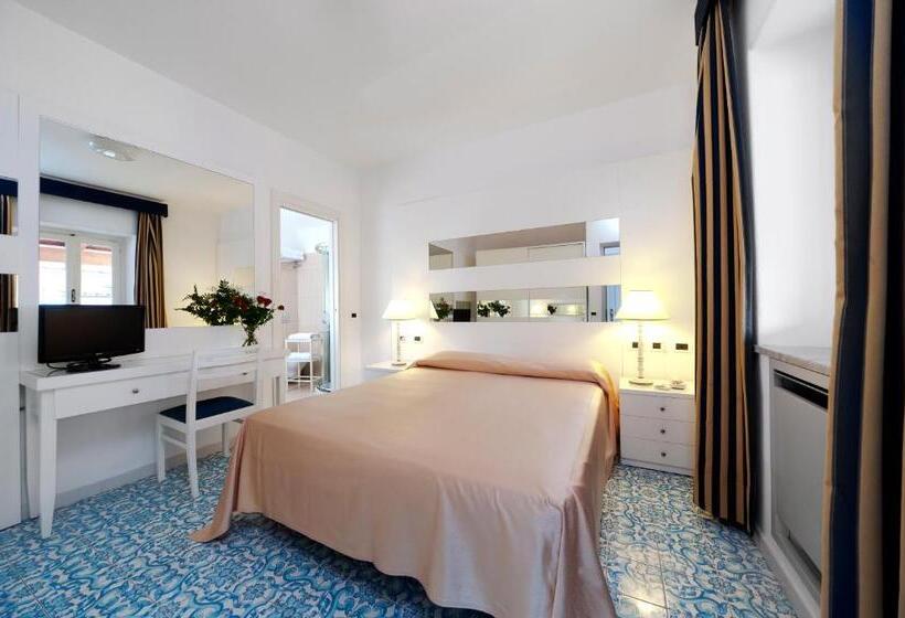 اتاق راحتی, Villa Svizzera Terme