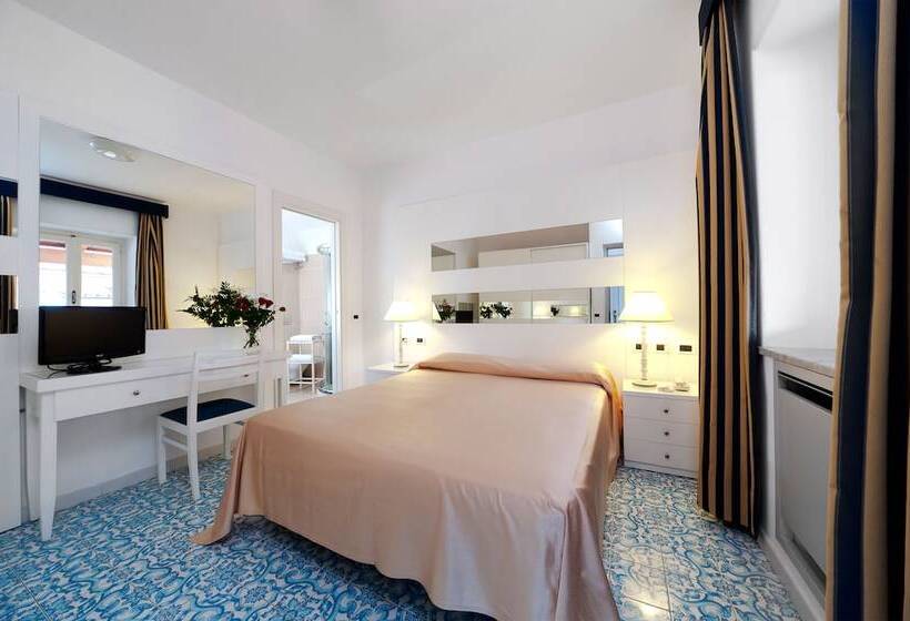 اتاق راحتی, Villa Svizzera Terme