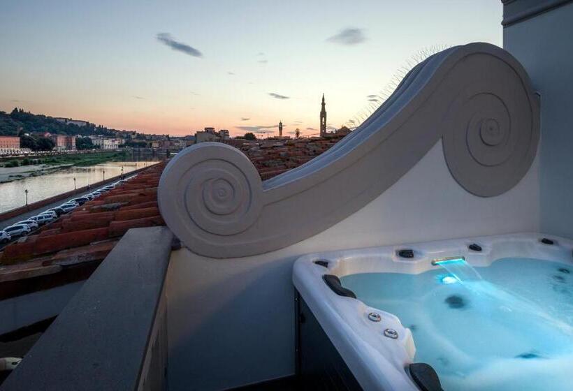 سوئیت دولوکس با چشم‌انداز, Lhp Hotel River & Spa