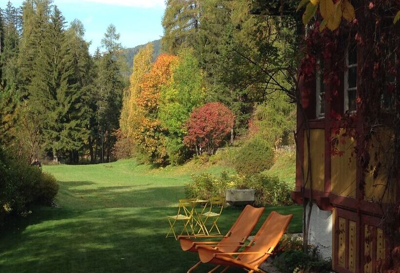 سوئیت جونیور با چشم‌انداز کوهستان, Parkhotel Sole Paradiso