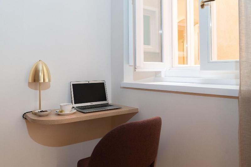 اتاق کلاسیک یک تخته, 9hotel Cesari