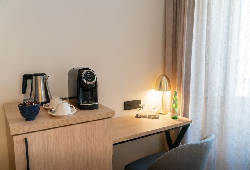اتاق کلاسیک, 9hotel Cesari