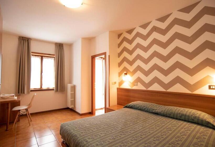 اتاق استاندارد یک نفره, Albergo Bucaneve