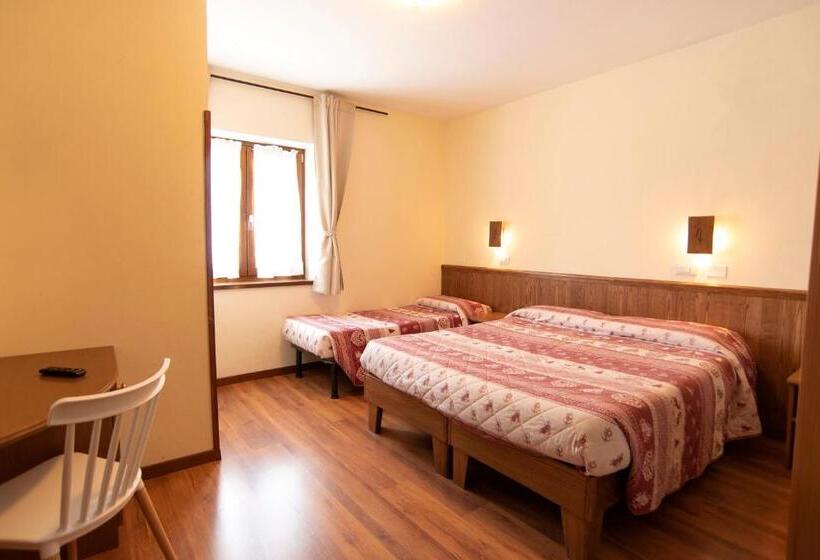 اتاق استاندارد سه نفره, Albergo Bucaneve