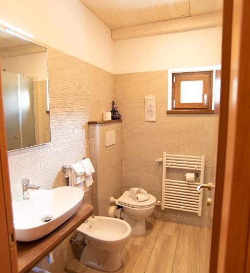 اتاق استاندارد سه نفره, Albergo Bucaneve