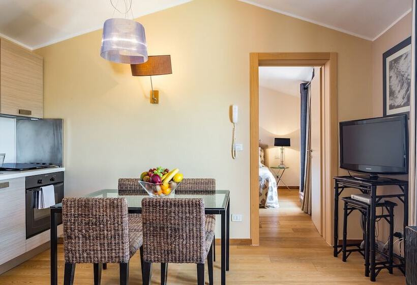 2 Bedroom Deluxe Apartment, Baglioni Resort Alleluja