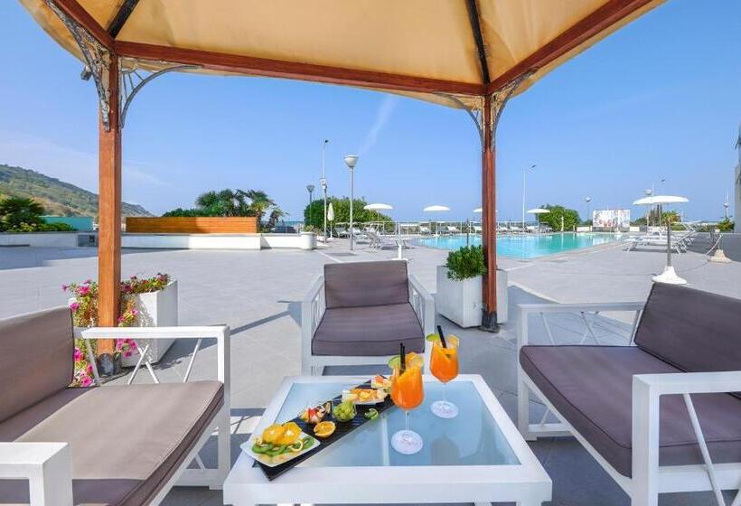 اتاق استاندارد, Baia Flaminia