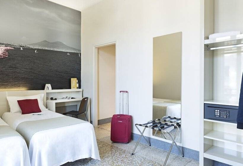 اتاق استاندارد برای معلولان, B&b Hotel Napoli