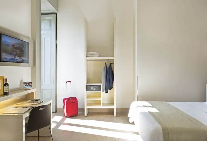 اتاق استاندارد چهار تخته, B&b Hotel Napoli