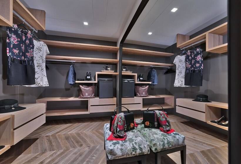 سوییت, Esplanade Tergesteo  Luxury Retreat