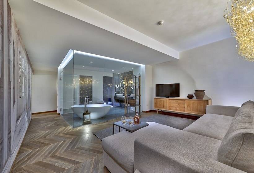 سوییت, Esplanade Tergesteo  Luxury Retreat