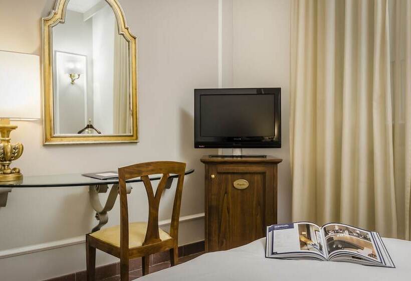 اتاق استاندارد یک نفره, Eurostars Centrale Palace