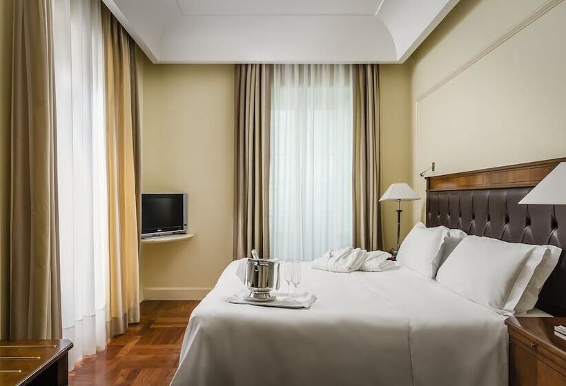 سوییت جونیور, Eurostars Centrale Palace