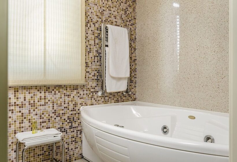 سوئیت پرزیدنت, Eurostars Centrale Palace