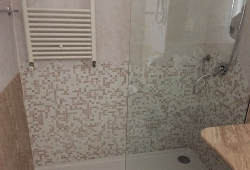 标准间, Grand Hotel Montesilvano